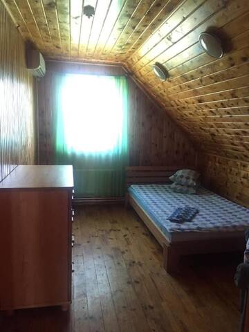 Фото номера Трехместный номер с собственной ванной комнатой Гостевой дом Guest house Citrons г. Čornaja 4